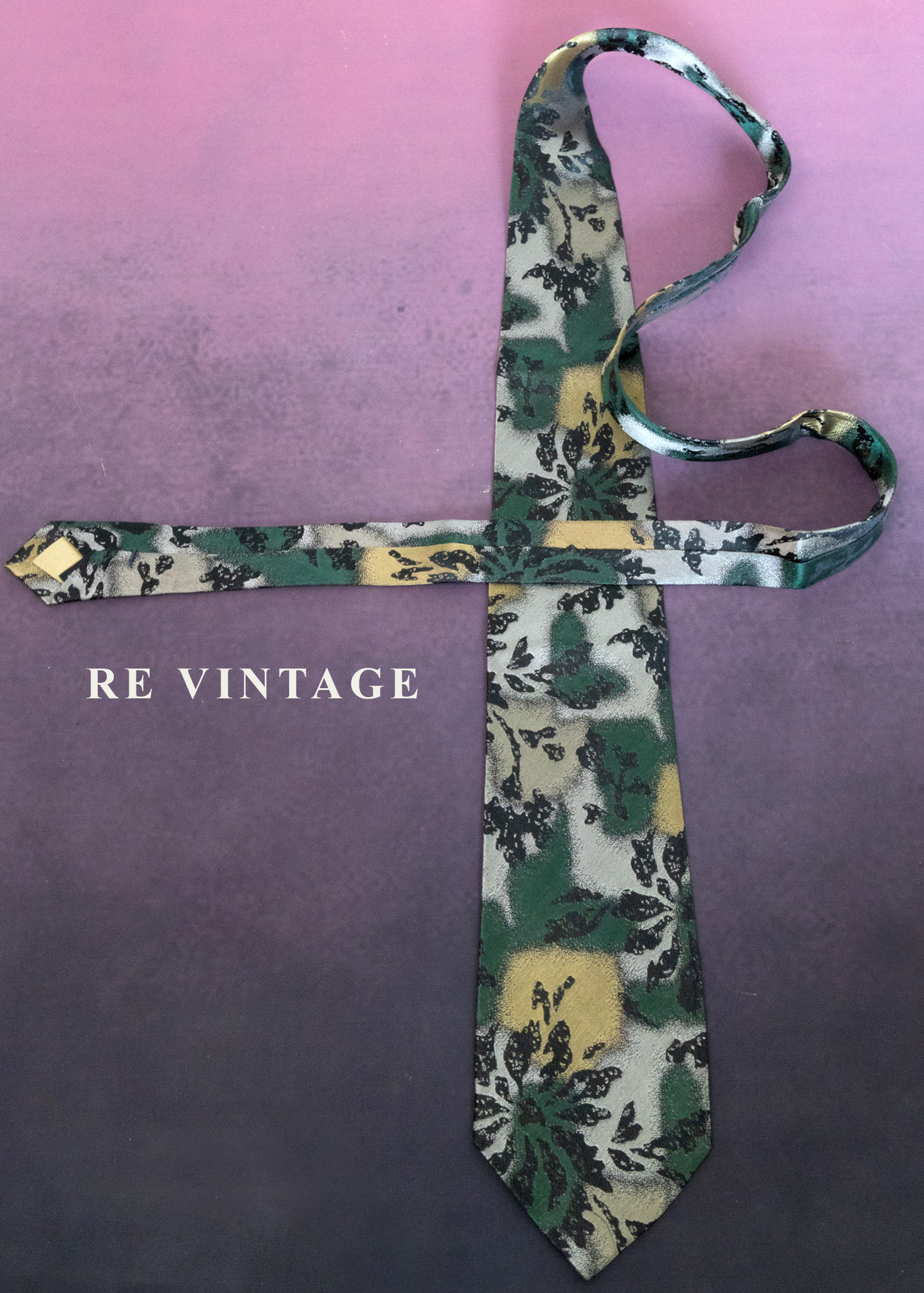 墨綠中的光束領帶6