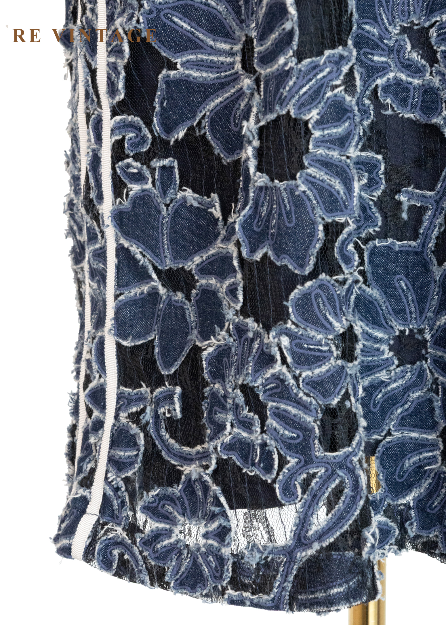 靛藍花瓣堆疊黑蕾絲洋裝6