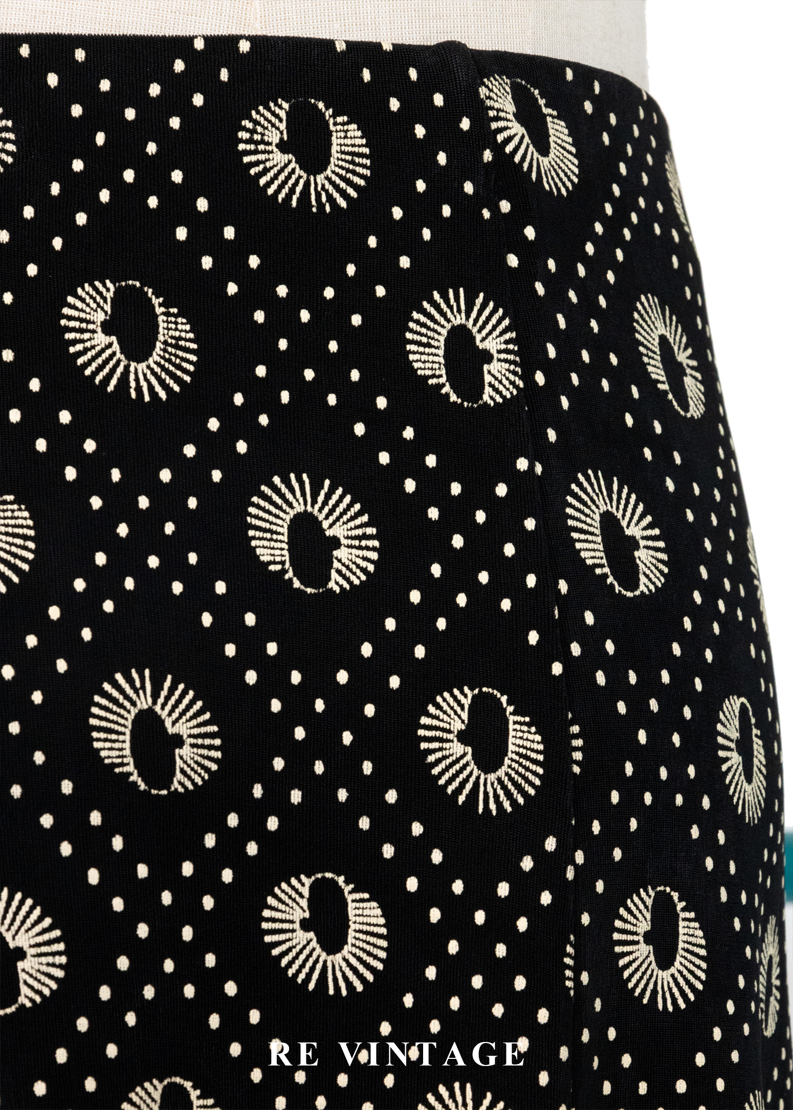 奶黃孔雀眼波點長裙(26-30")9