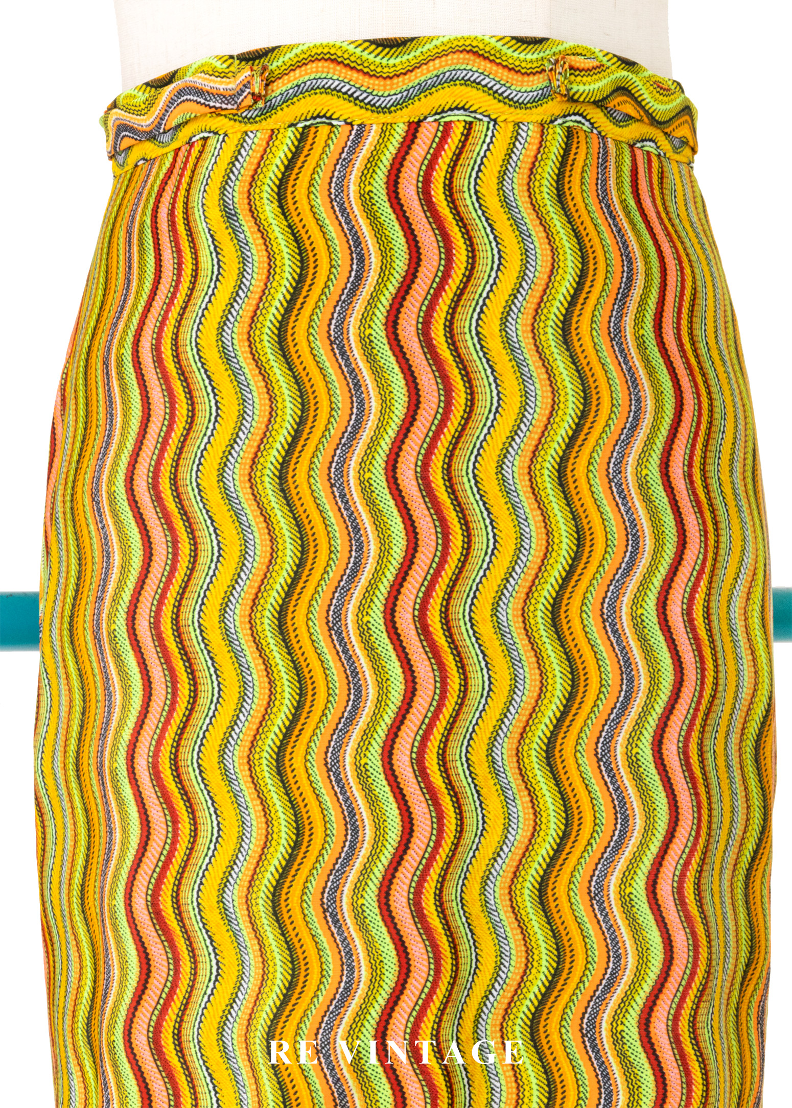 復古迷幻螢光波紋及膝裙(26")3