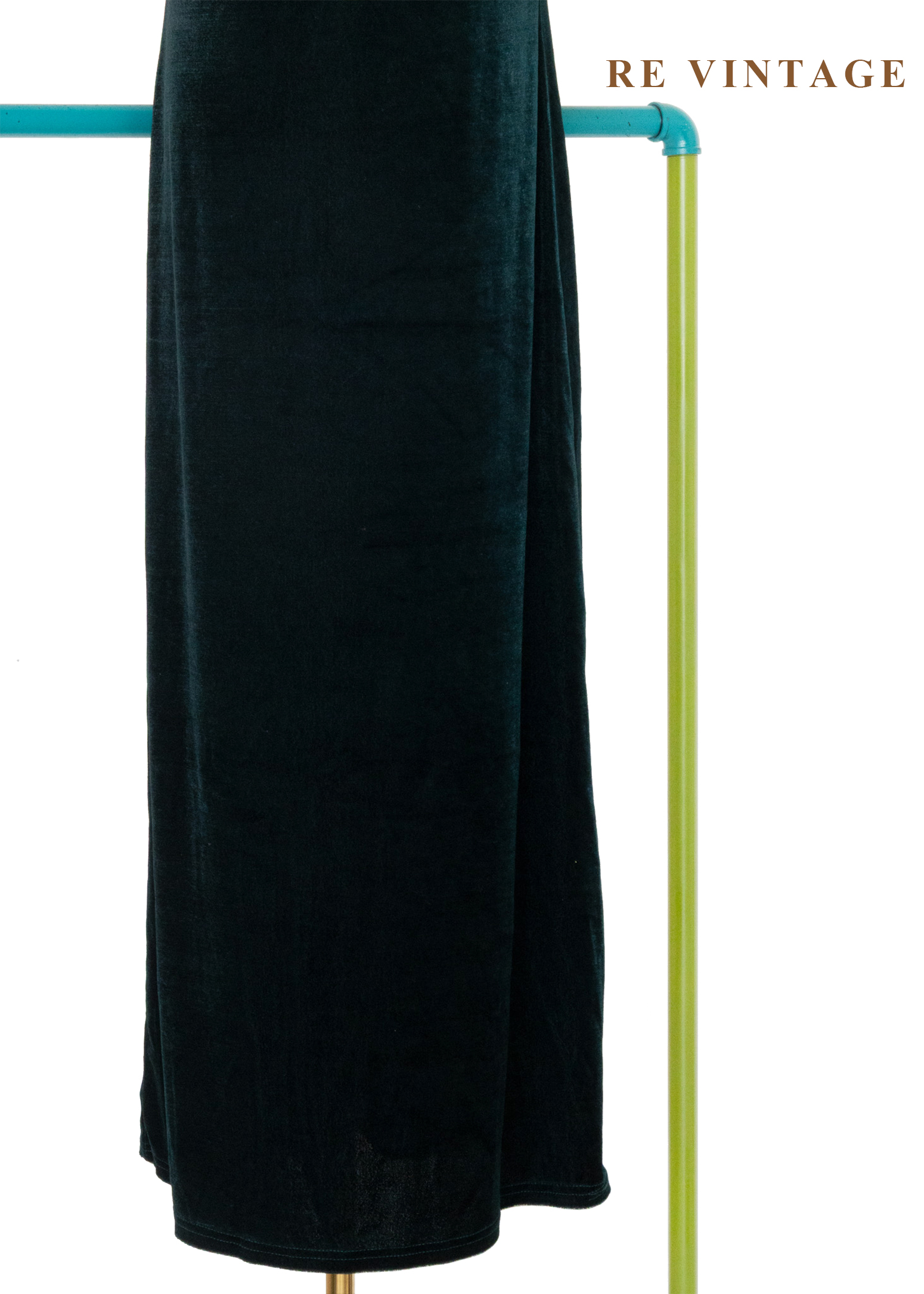 質感單品 - 柔霧深綠與苔綠光影細肩長洋裝7