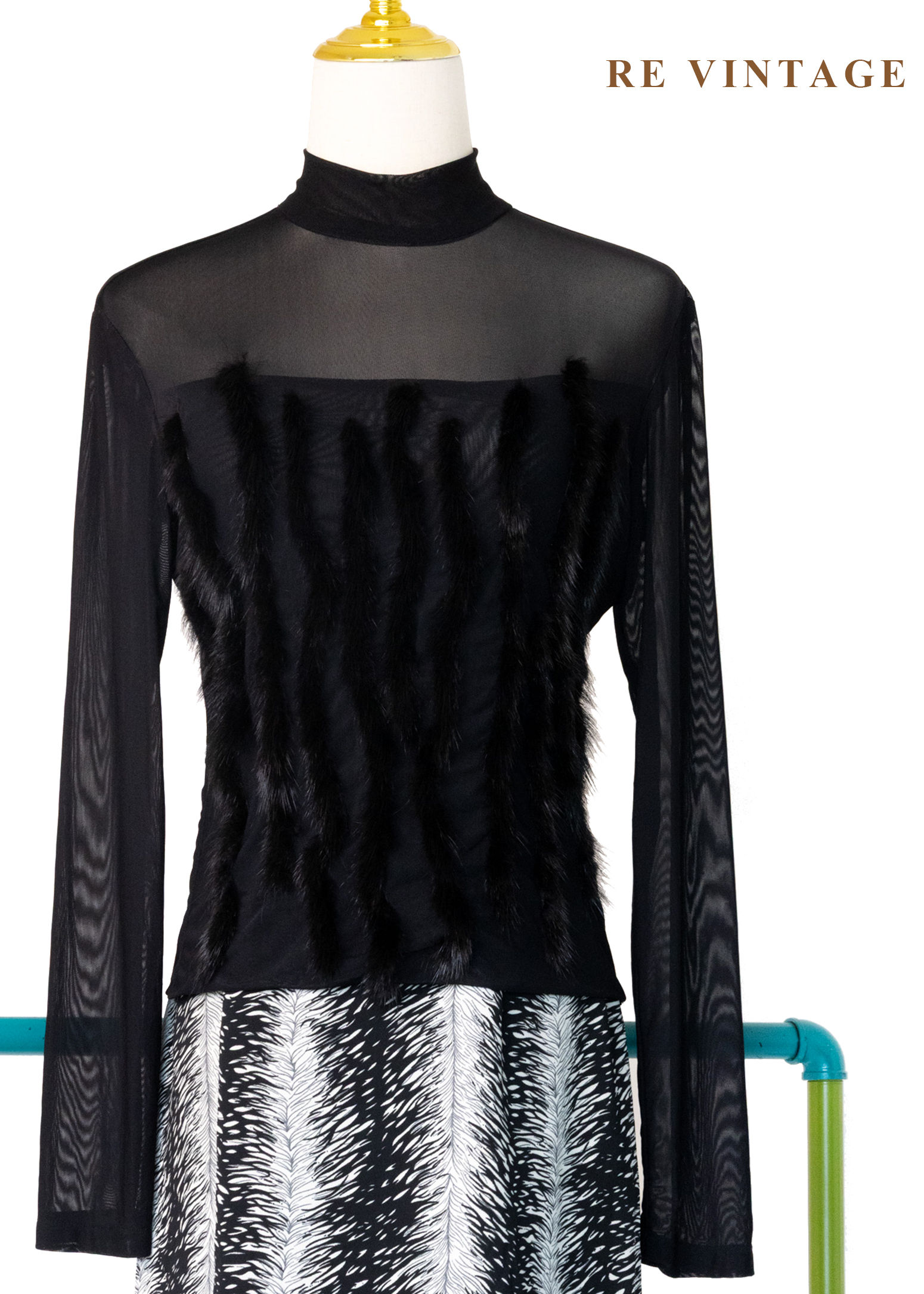 軟毛線條薄紗質地上衣