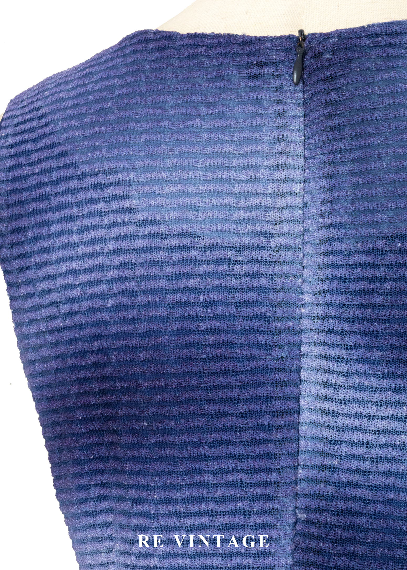 Blue Light in Motion 織紋藍染迷你洋裝15