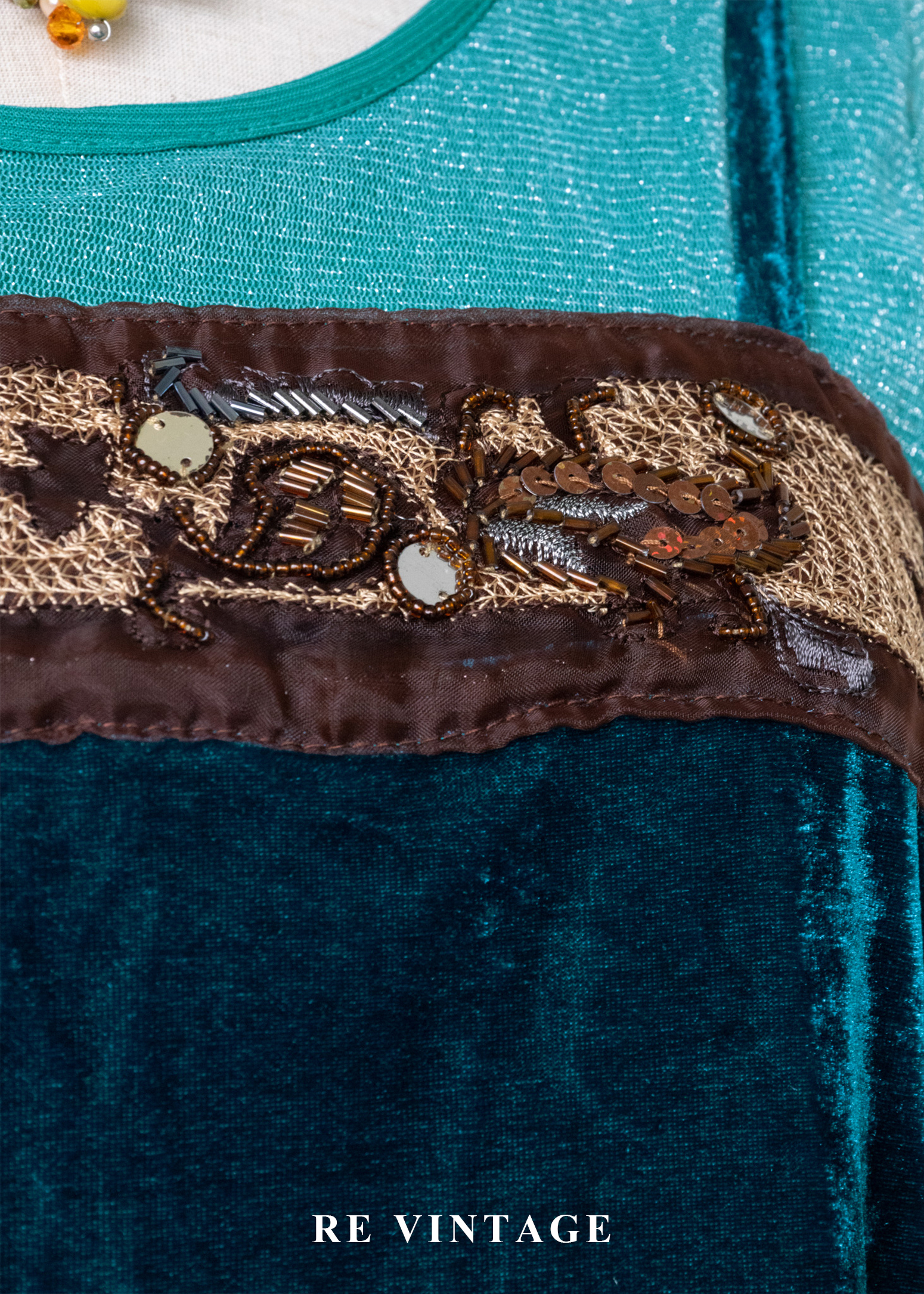 深海巴洛克亮片刺繡絨布細肩帶背心6