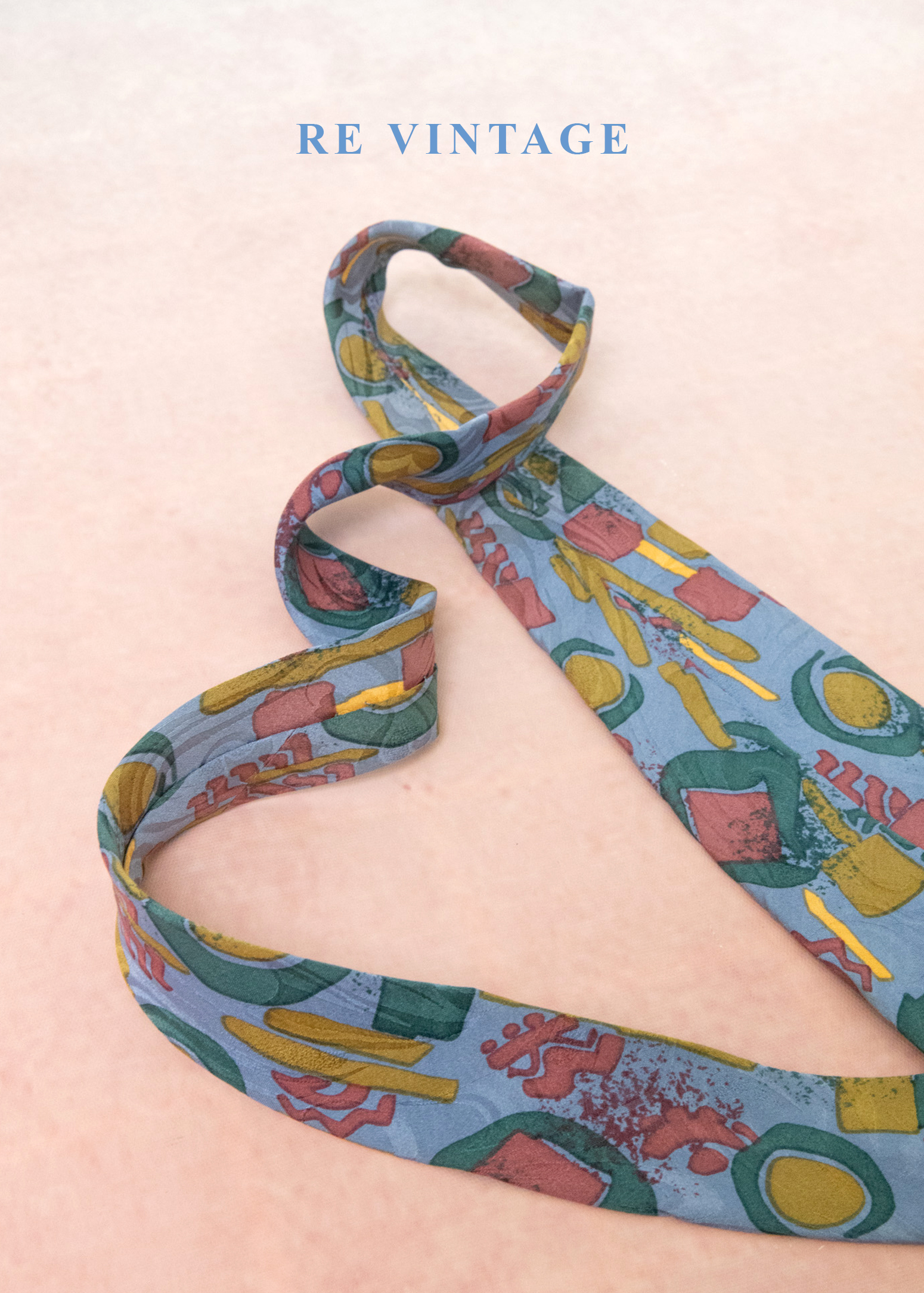 淺藍幾何塗鴉領帶1