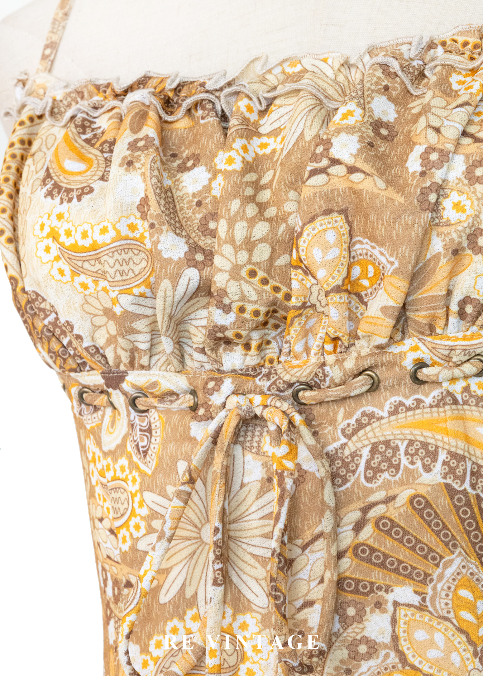 法式暖陽漫步細肩帶洋裝9