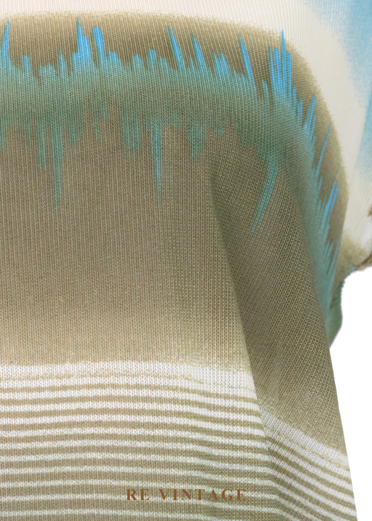 青苔湖水交疊山景上衣6