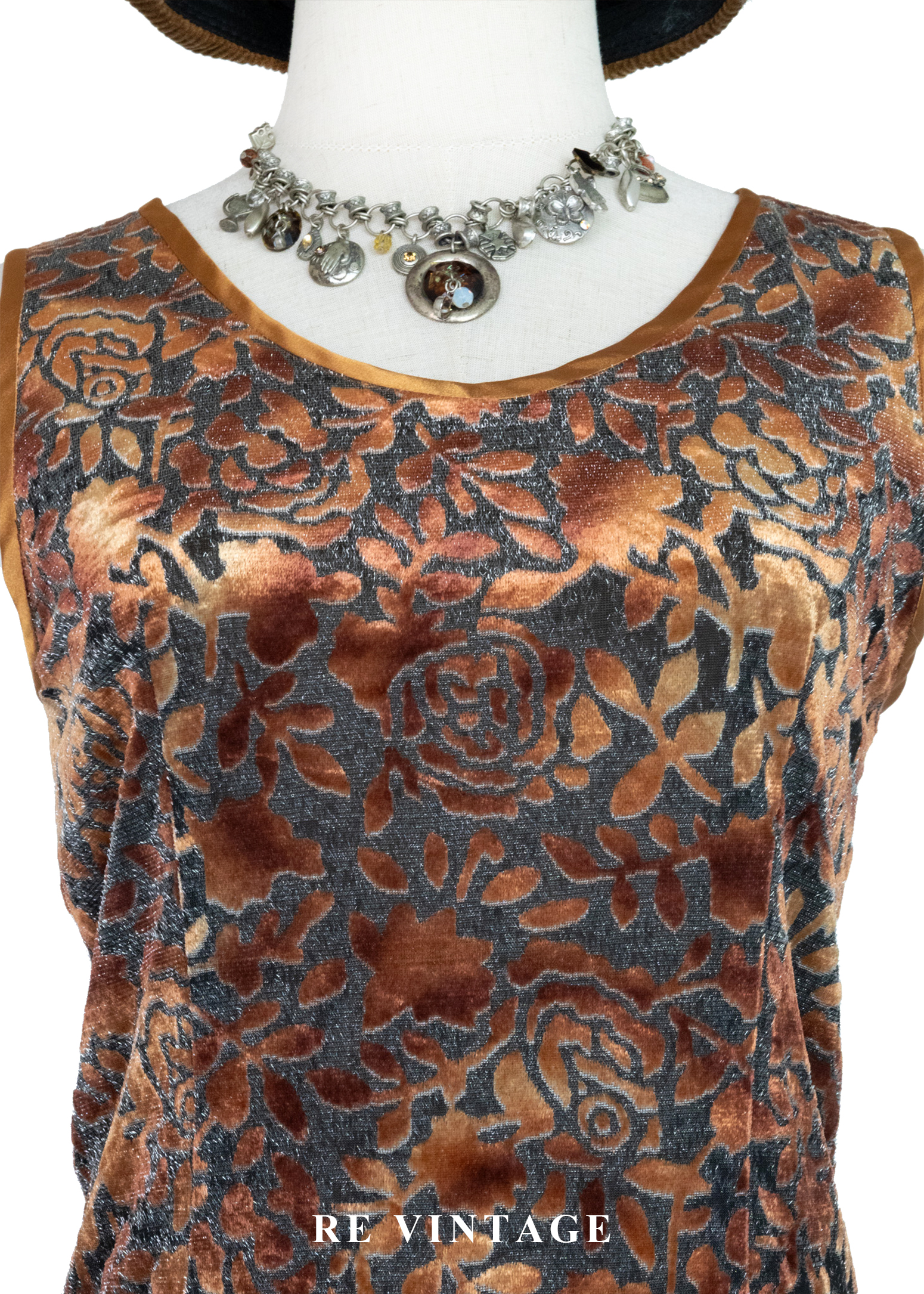 落日玫瑰 - 浮雕花絨背心3