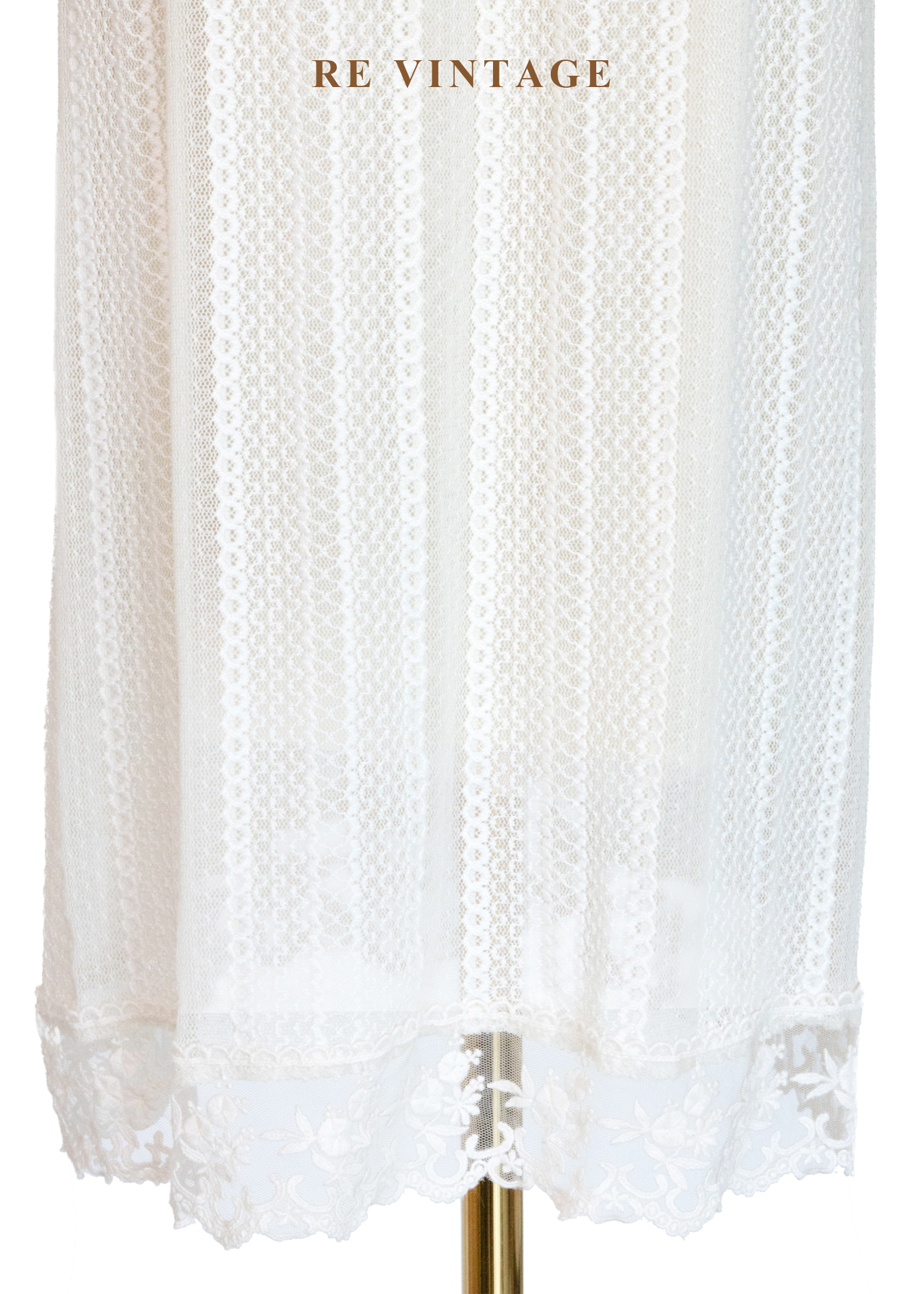 奶白色蕾絲仙氣光芒洋裝12