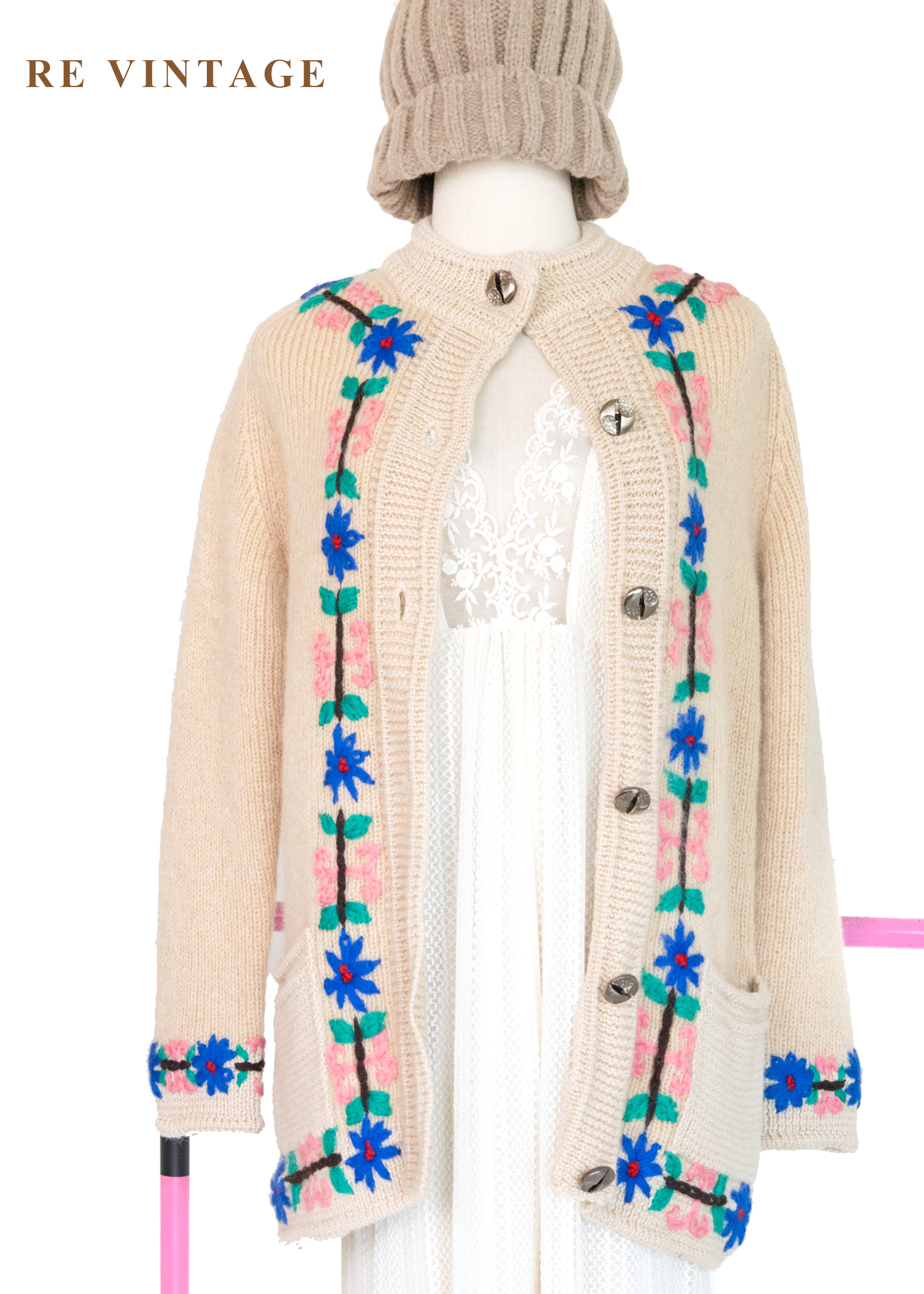 奶油白小花綻放毛料針織毛衣外套