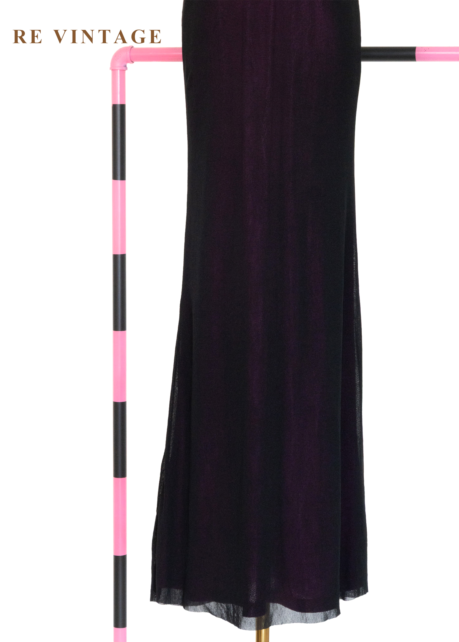 黑夜裡盛開的紫紅花繞頸長洋裝4