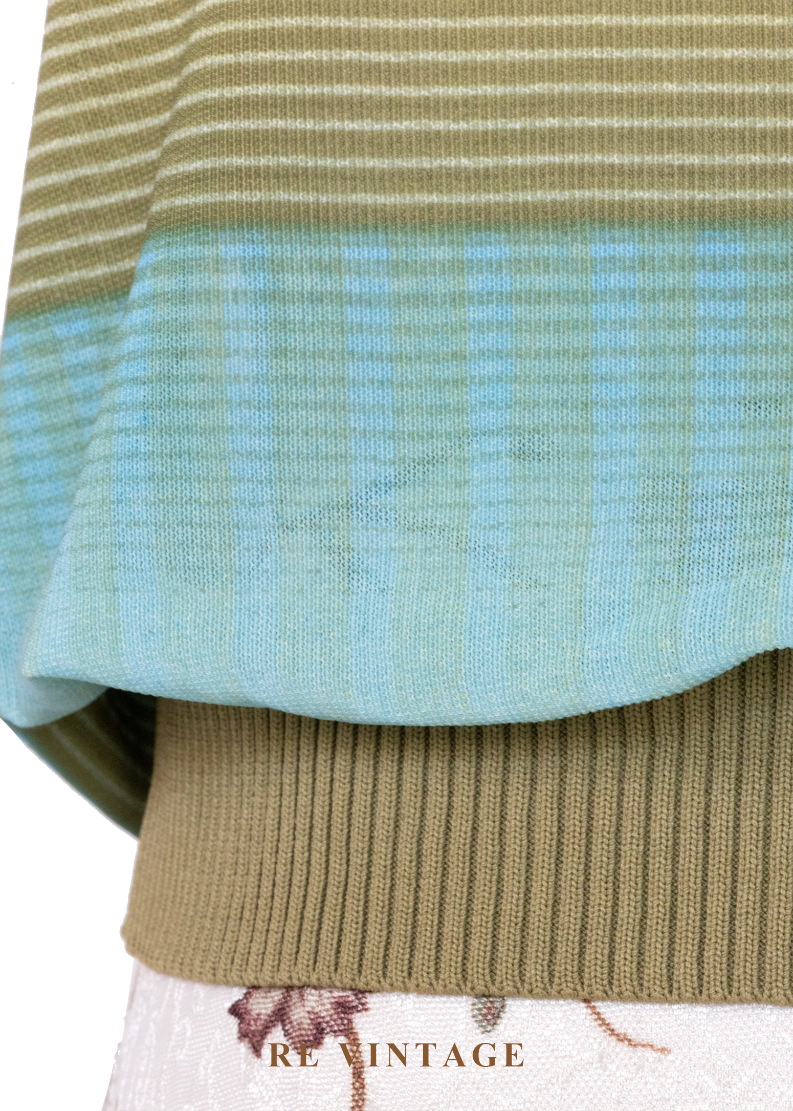 青苔湖水交疊山景上衣7