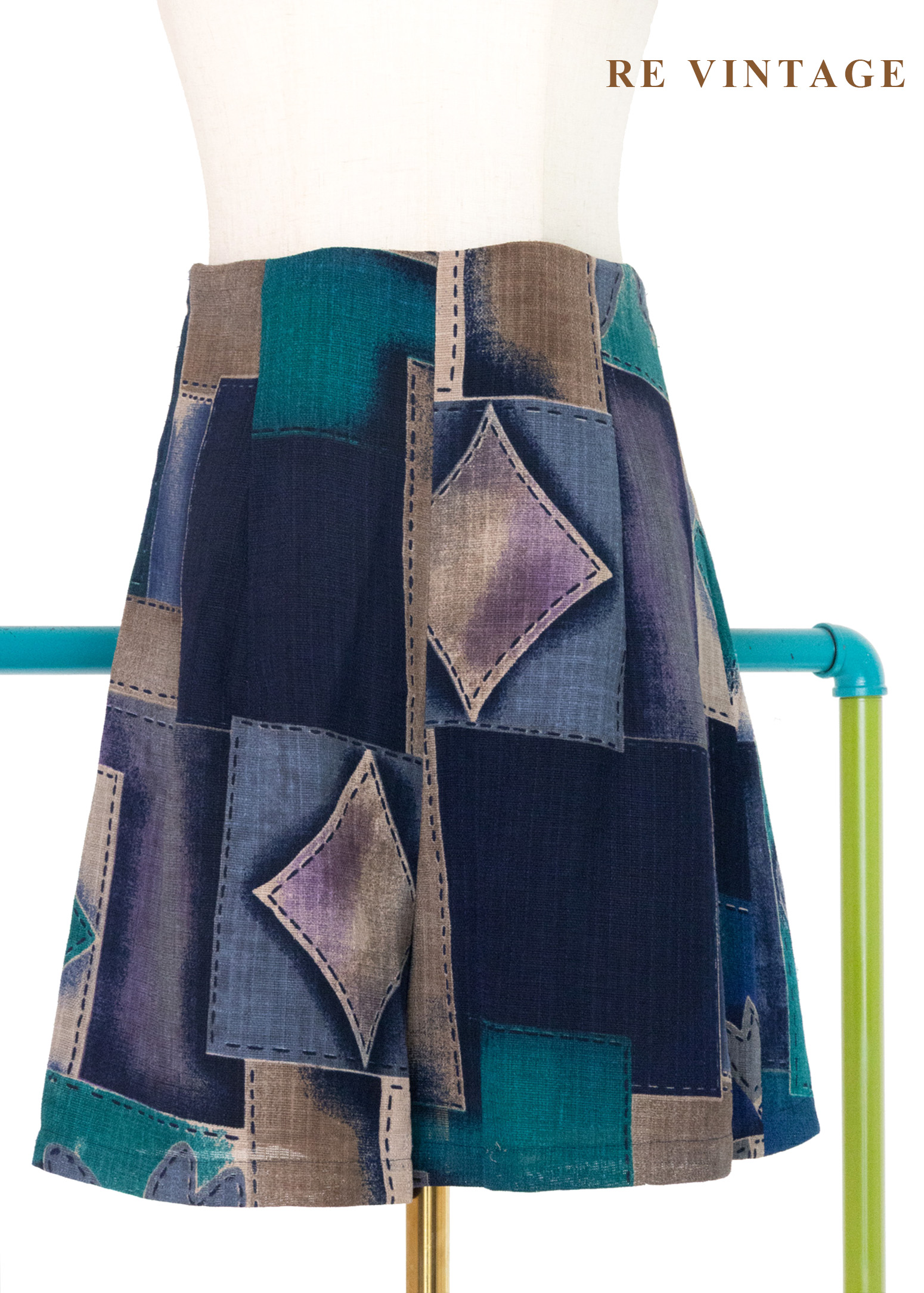 Mosaic Groove 畫布律動高腰短褲(26")