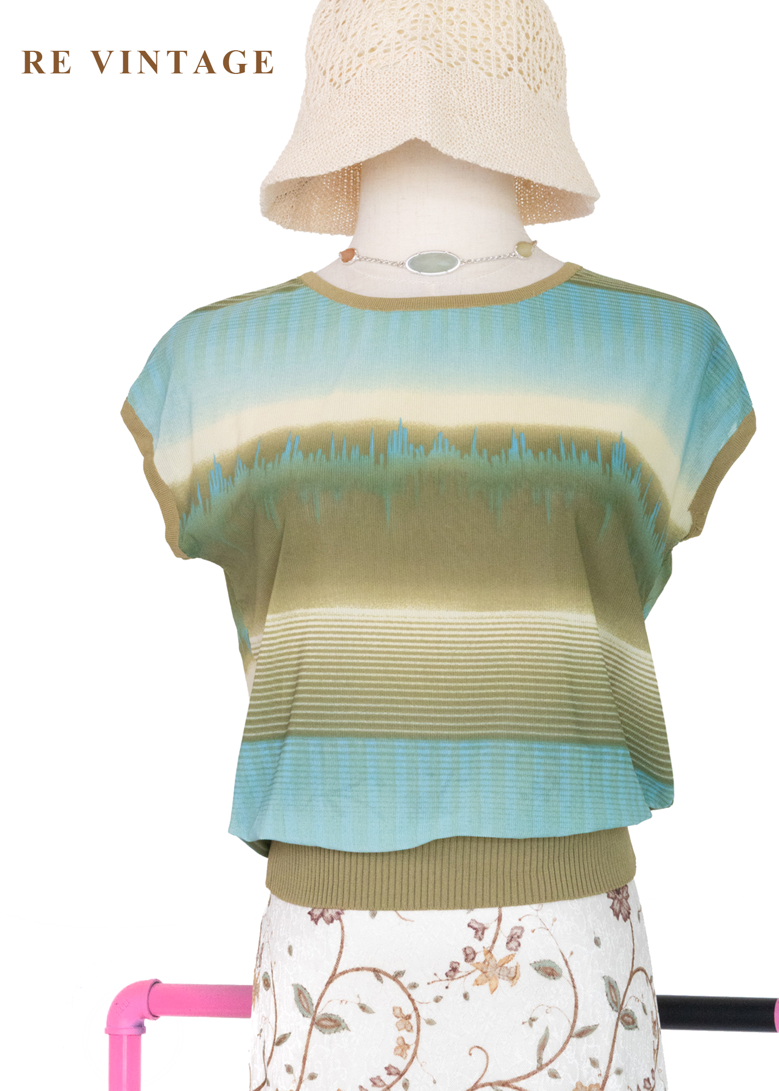 青苔湖水交疊山景上衣