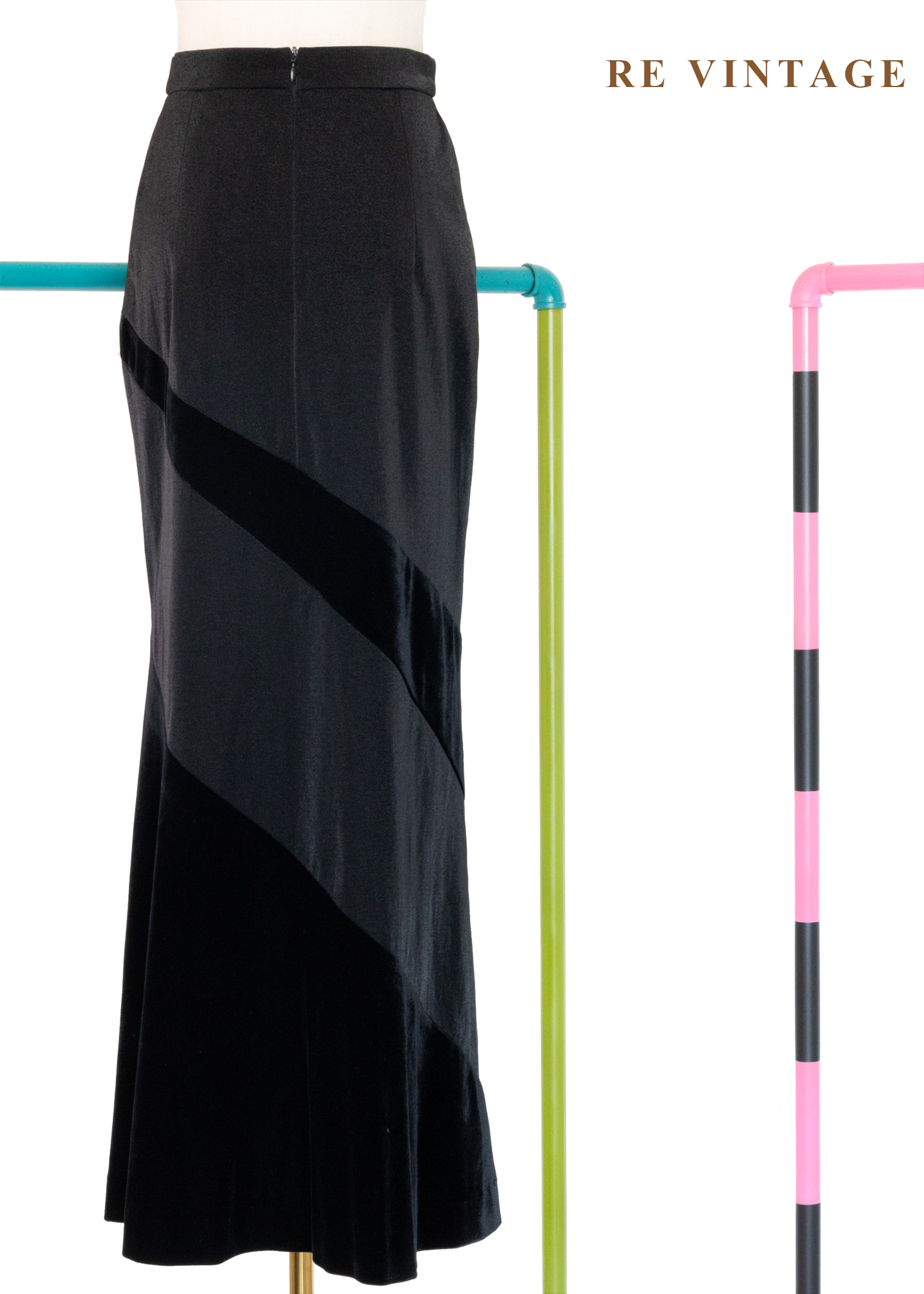 深邃層次流動弧形高腰長裙(24")8