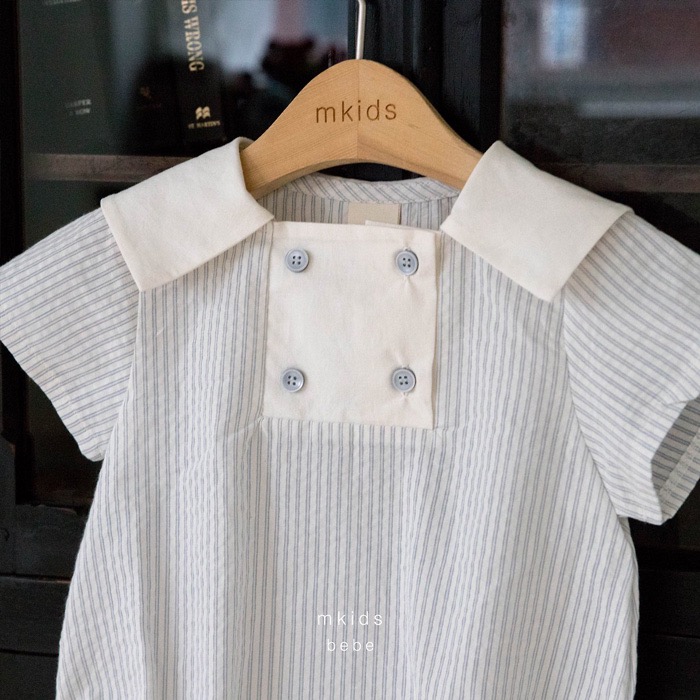 學院風鈕扣條紋包屁衣7