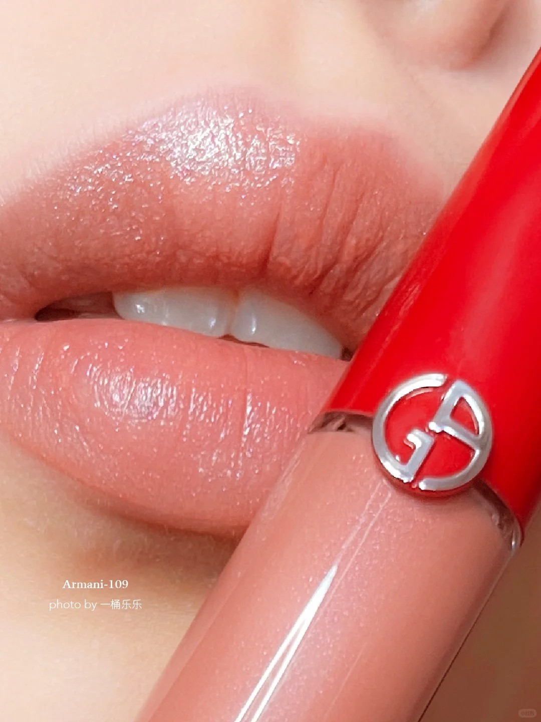 Giorgio Armani 奢華絲絨訂製唇萃 #109 Giorgio Armani 奢華絲絨訂製唇萃 #109