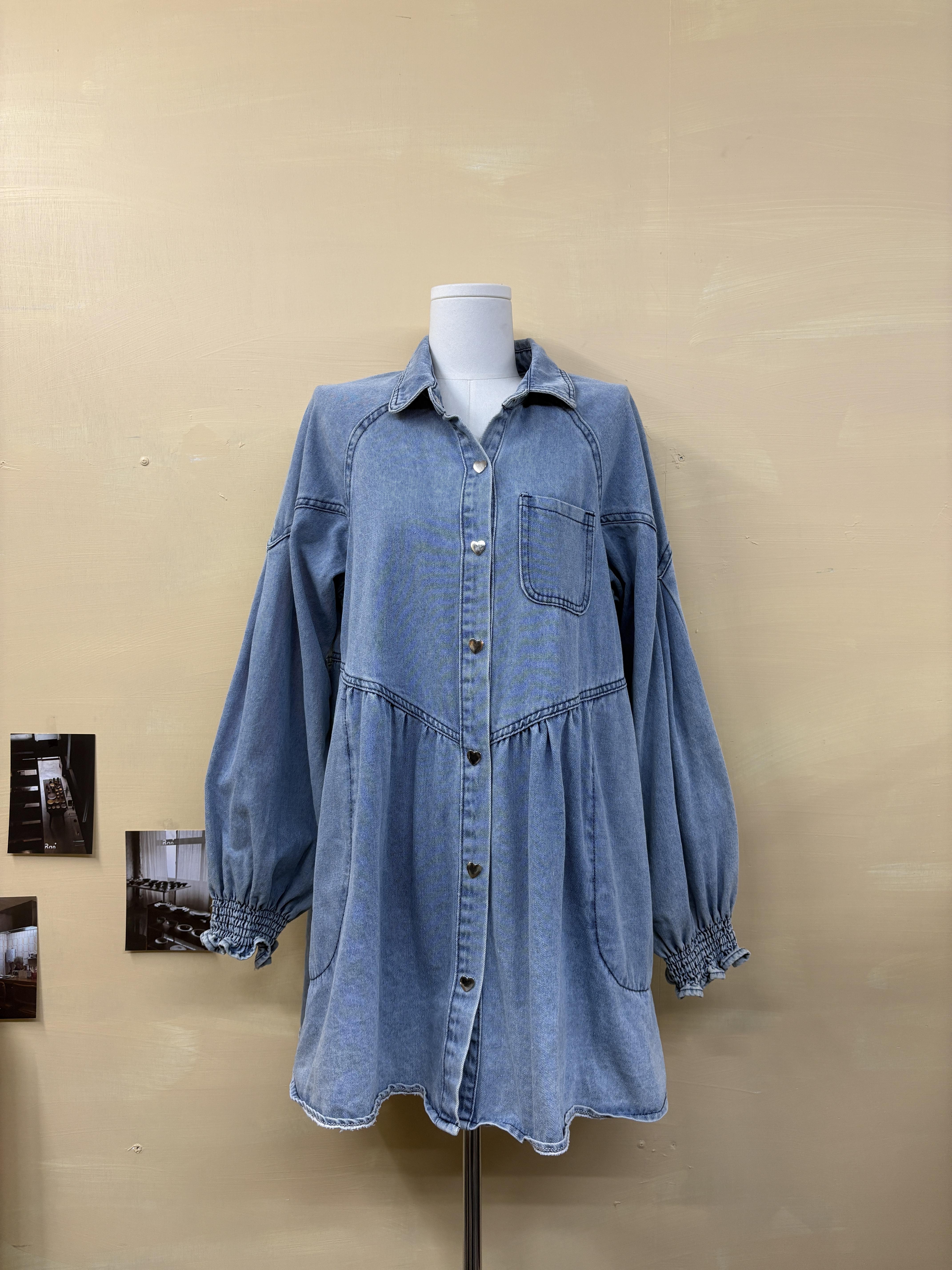 正韓🇰🇷澎袖牛仔襯衫娃娃短洋