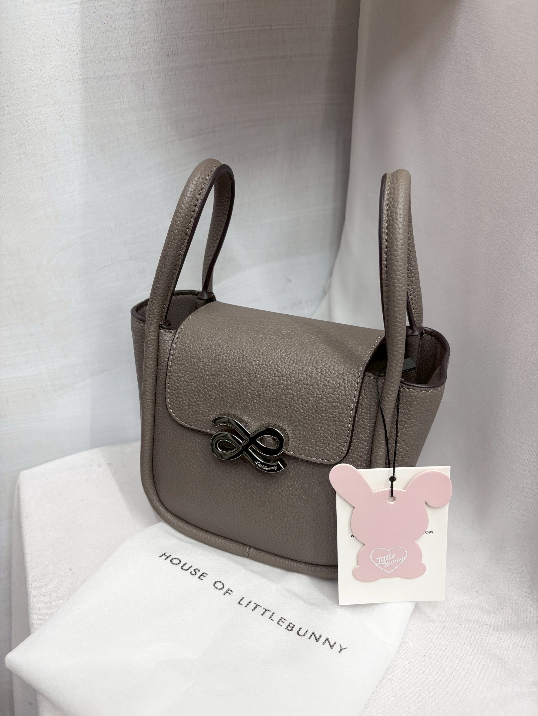 LITTLE BUNNY🇹🇭摩卡色軟皮豆腐包(無背帶特價)