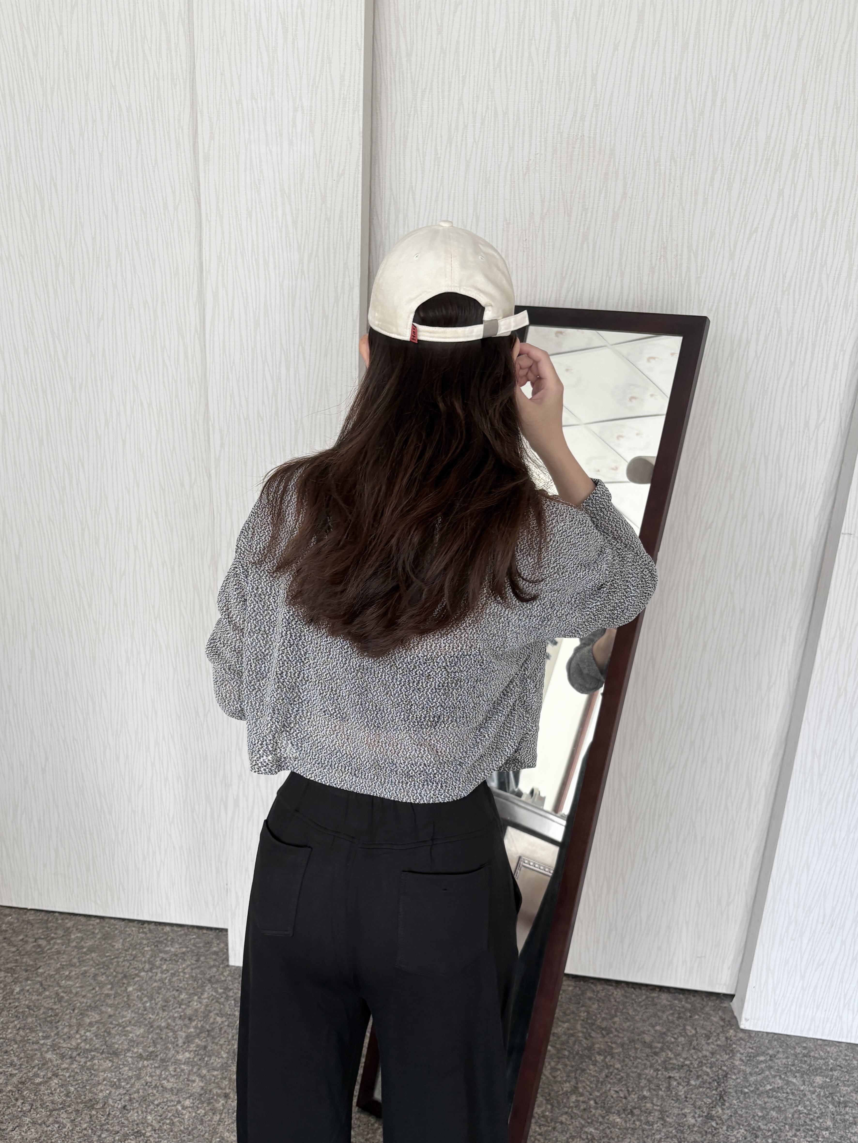 混色針織收腰上衣