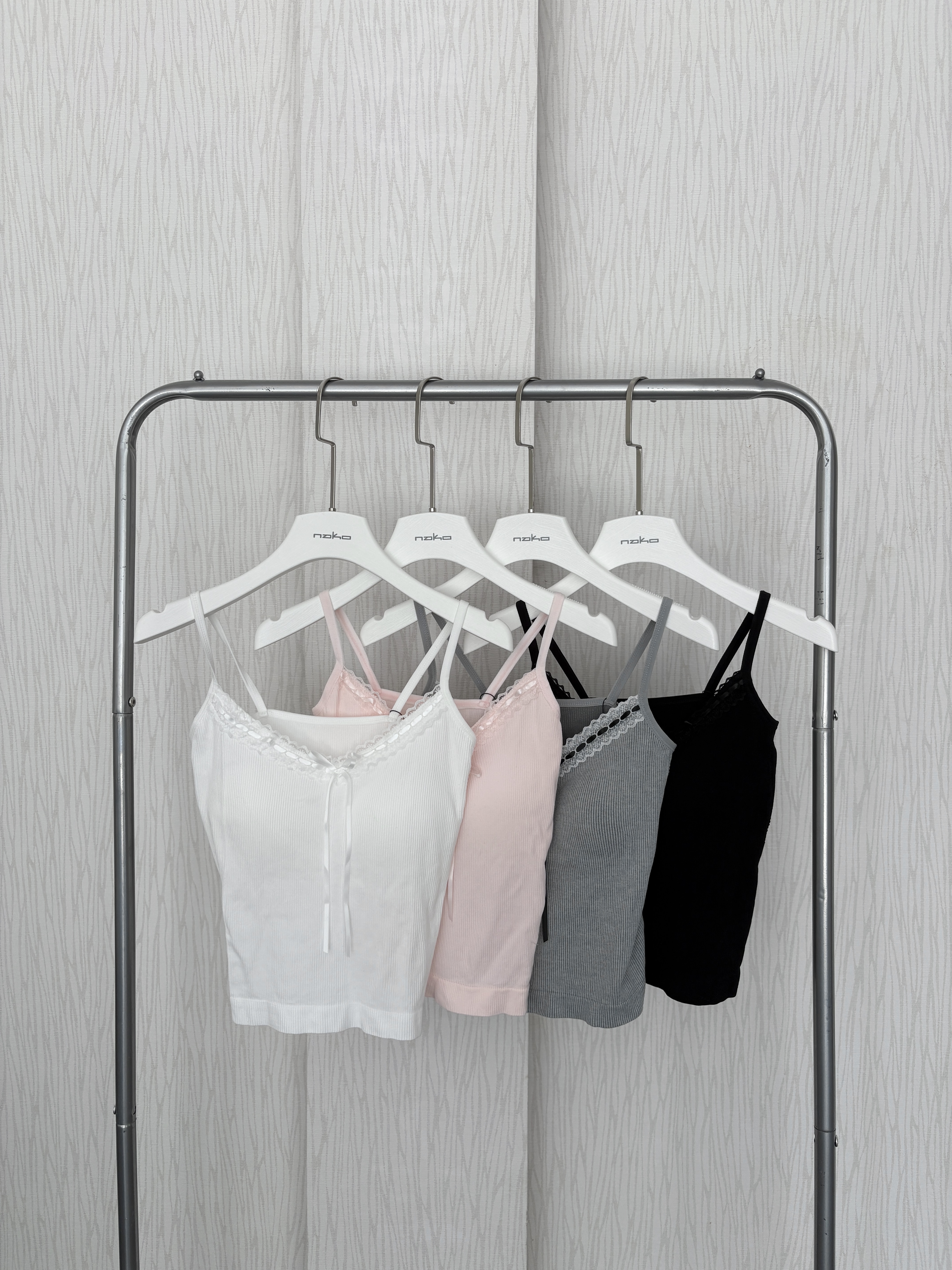 拼蕾絲緞帶結罩杯背心