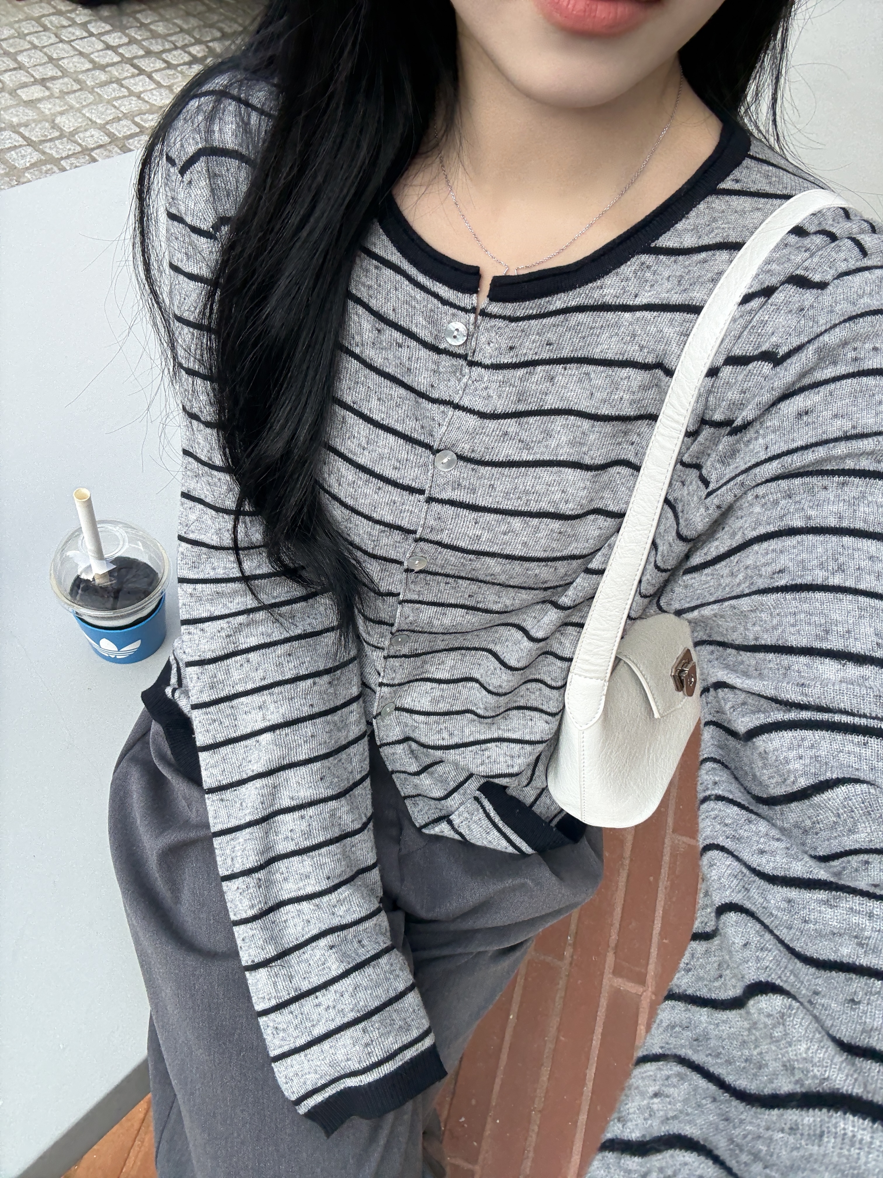 限量款🇰🇷混色灰薄針織橫條紋上衣