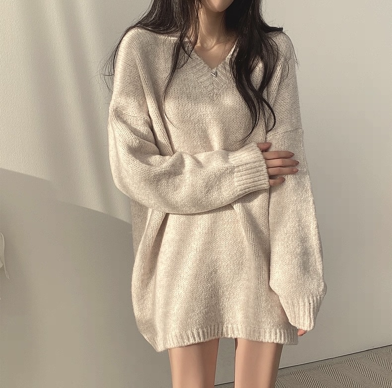 V領寬鬆針織毛衣