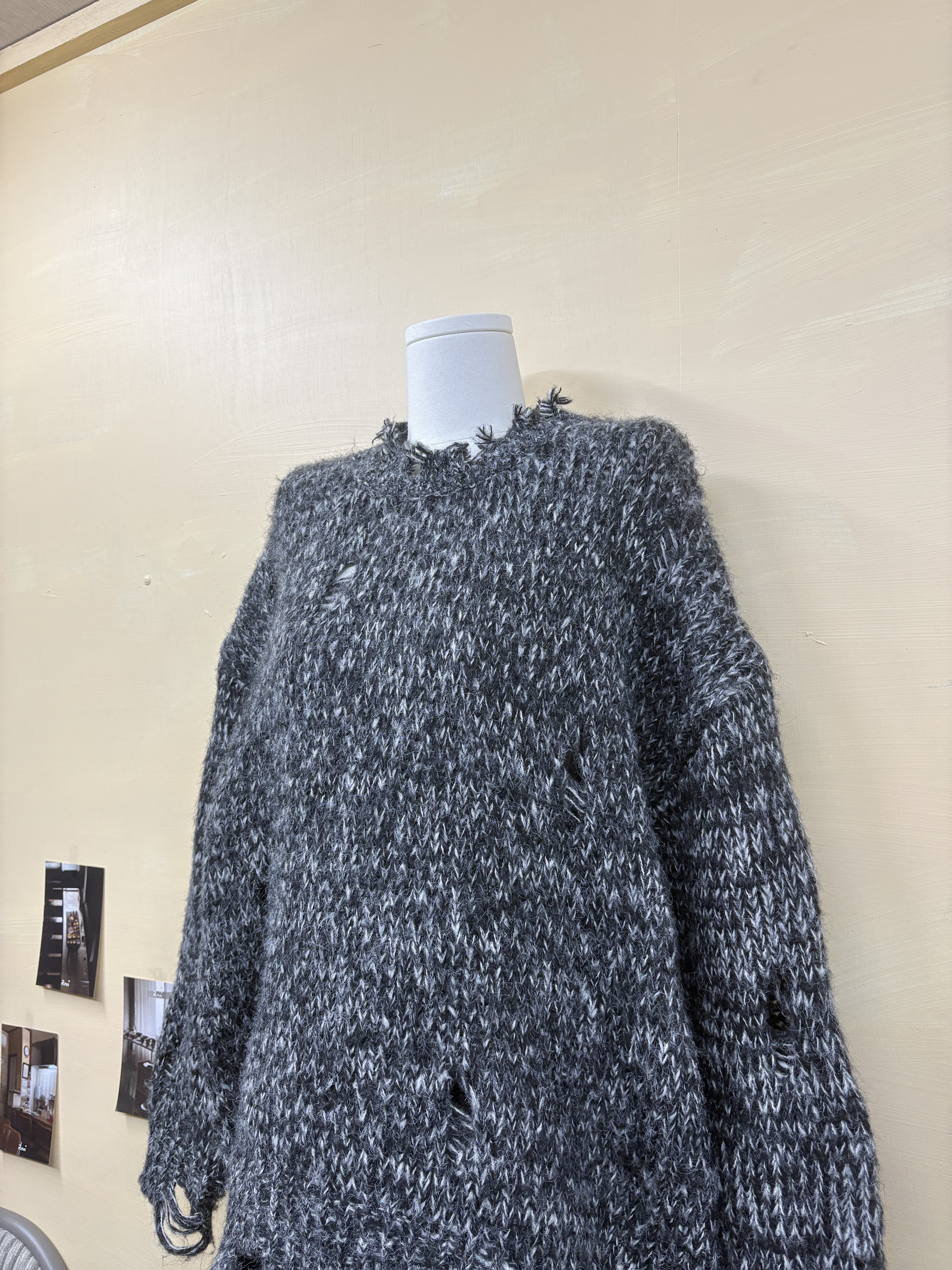 黑白混色寬鬆針織毛衣