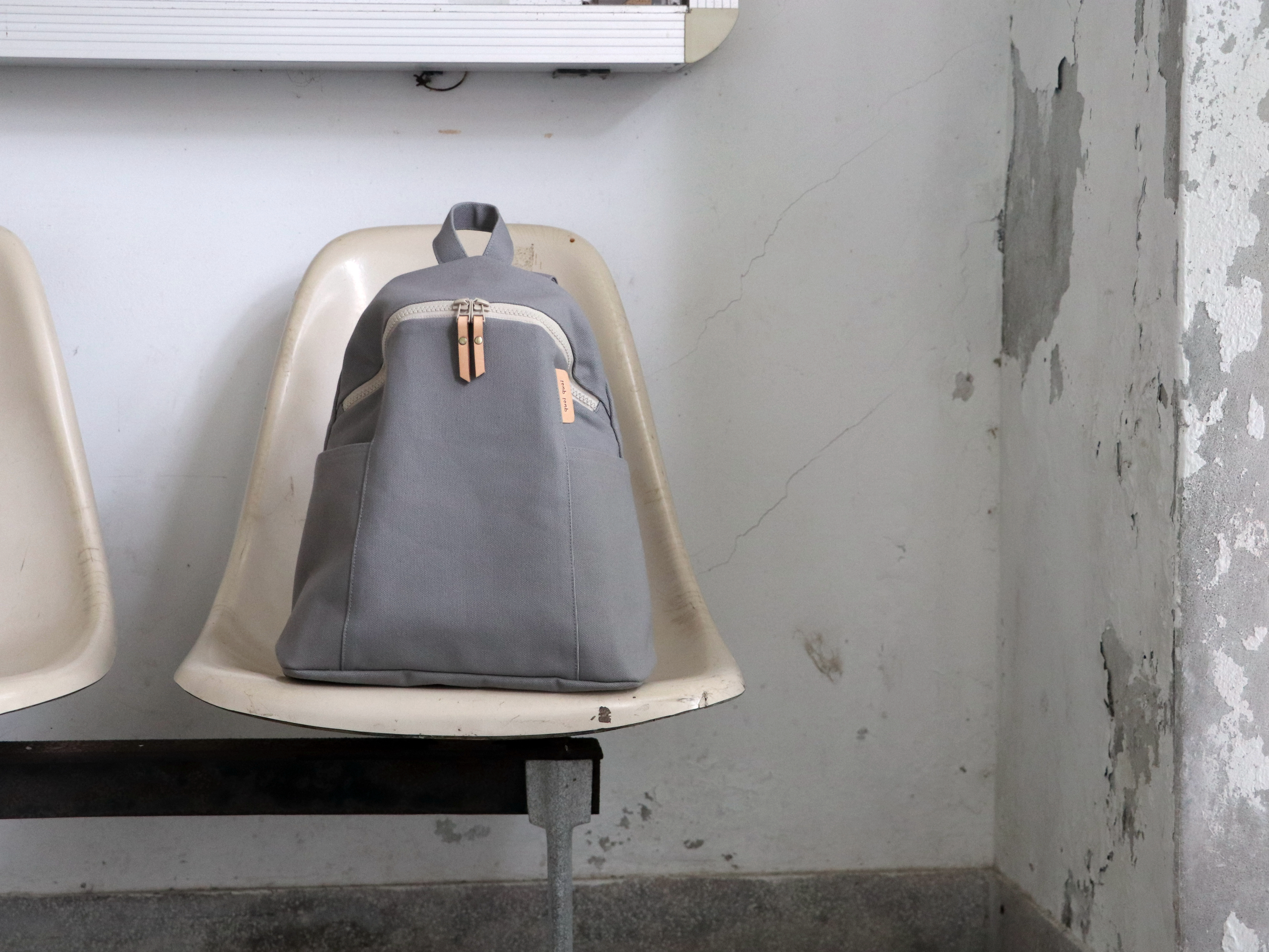 皮革五金組：森活後背包