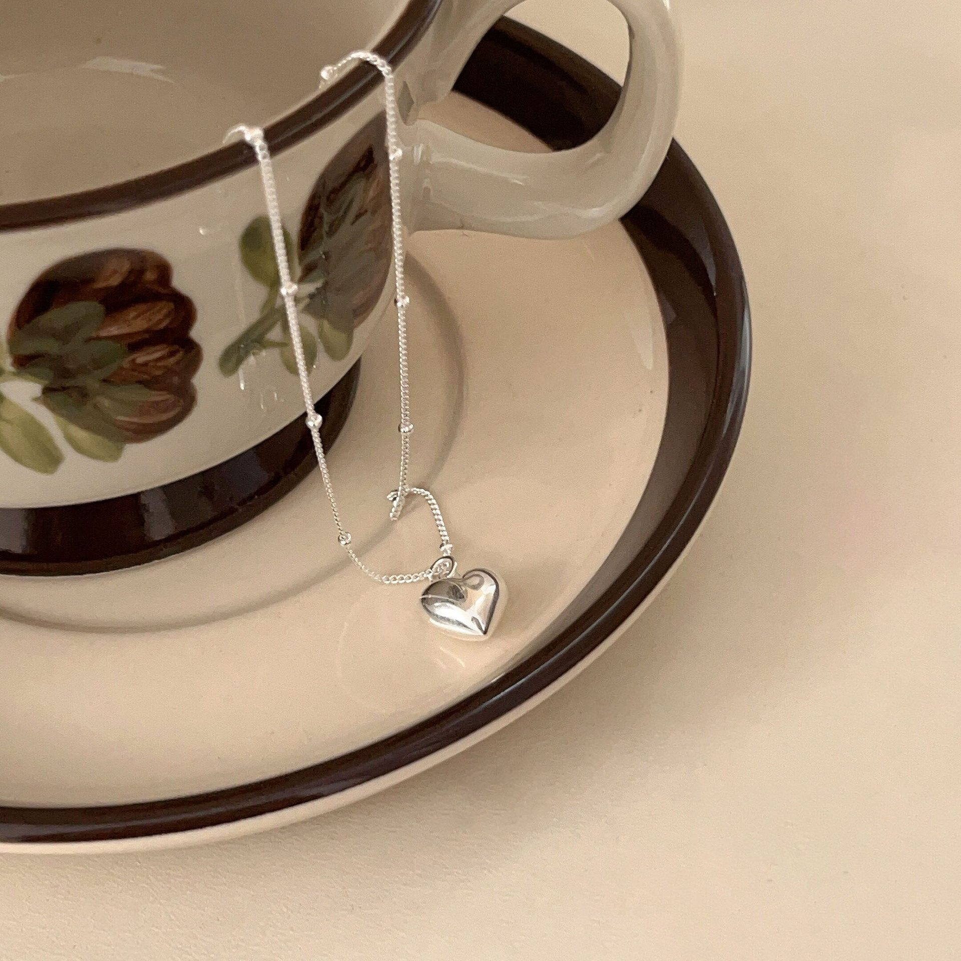 澎澎愛心鎖骨項鏈