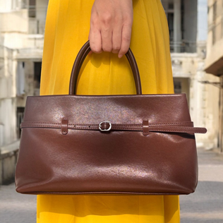 Clarette 真皮皮帶扣提包 Clarette 真皮皮帶扣提包