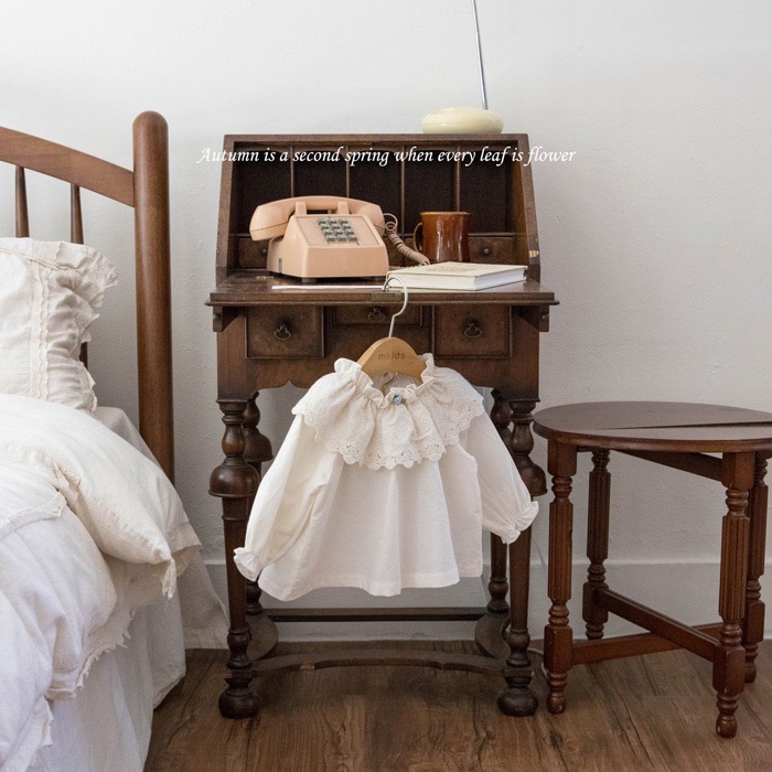 奶油蕾絲領長袖上衣6